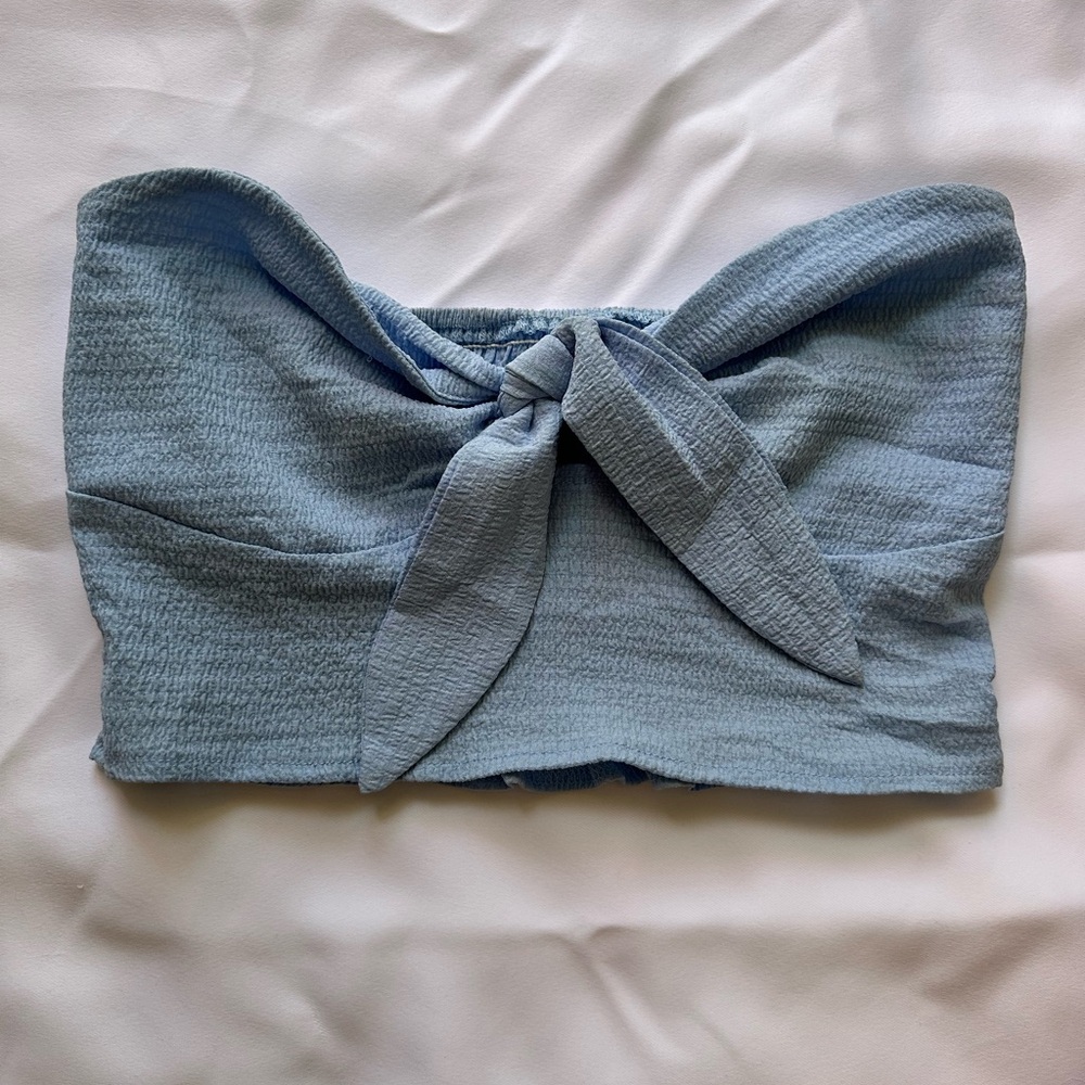 SHEIN Light Blue Knotted Bandeau Top